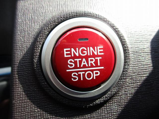 Ｎ－ＯＮＥ プレミアム　ＳＳパッケージ　衝突被害軽減ブレーキ　シートヒータ　リヤカメラ　ｉ－ｓｔｏｐ　スマートキー　横滑り防止　パワステ　盗難防止システム　ベンチシート　エアバッグ　ＥＴＣ　キーフリー　パワーウィンドウ　オートエアコン（34枚目）