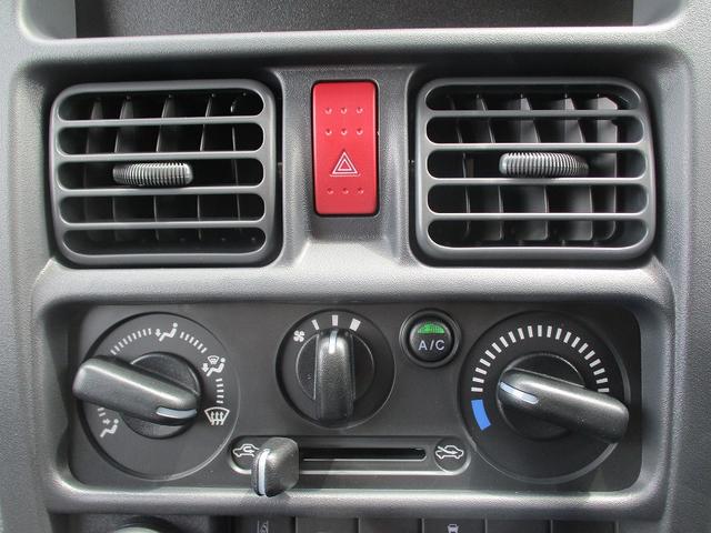 スーパーキャリイ Ｘリミテッド　アイドリングストップ　運転席エアバック　ＡＢＳ　衝突被害軽減ブレーキ　横滑り防止装置　障害物センサー　レーンキープアシスト　オートマチックハイビーム　エアコン・クーラー　パワステ　パワーウィンドウ（29枚目）