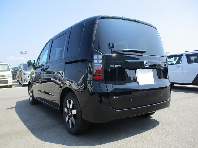 フリード ｅ：ＨＥＶエアー　ＥＸ　ソナー　クルーズコントロール　横滑り防止　衝突被害軽減装置　レーンアシスト　サイドカーテンエアバック　ＬＥＤヘッドランプ　アイドリングストップ　スマートキー　リアクーラー　キーレス　シートヒーター（14枚目）