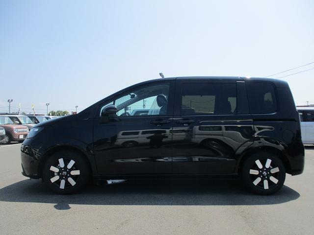 フリード ｅ：ＨＥＶエアー　ＥＸ　ソナー　クルーズコントロール　横滑り防止　衝突被害軽減装置　レーンアシスト　サイドカーテンエアバック　ＬＥＤヘッドランプ　アイドリングストップ　スマートキー　リアクーラー　キーレス　シートヒーター（15枚目）