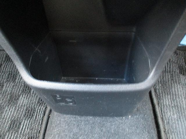 ムーヴ カスタム　Ｘリミテッド　ＳＡＩＩＩ　スマ－トキ－　ハイビームＡ　寒冷地仕様　フルフラットシート　Ａライト　ＬＥＤ　シートヒーター　横滑り防止装置　エコアイドル　バックカメラ　ベンチシート　オートエアコン　イモビライザー　衝突安全ボディ（23枚目）