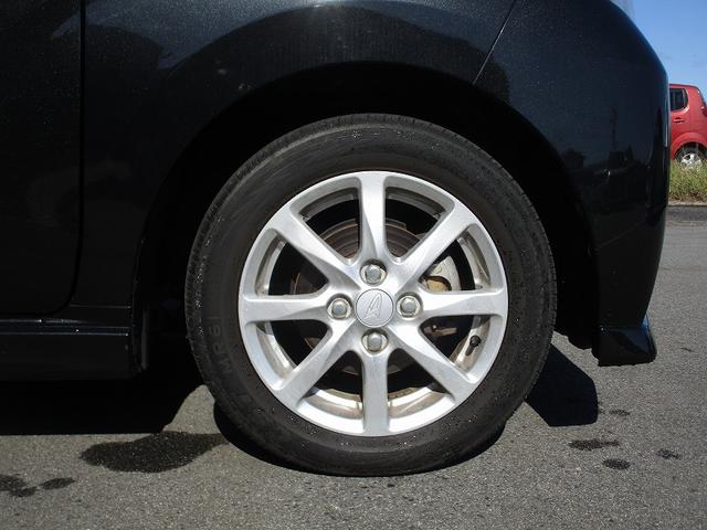 ムーヴ X SAII 衝突被害軽減B フルフラット 盗難防止 横滑り防止装置 助手席エアバッグ オートエアコン ベンチシート キーレス オートライト 衝突安全ボディ スマキー ABS パワーウィンドウ 運転席エアバッグ(6枚目)