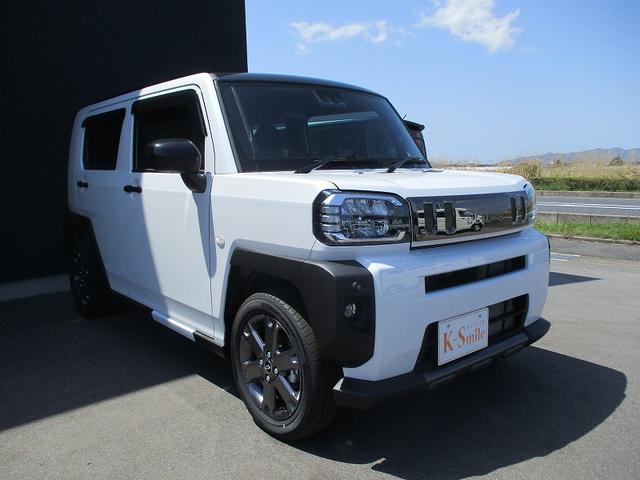 タフト G ダーククロムベンチャー コーナーソナー ESC サイドSRS クルーズコントロール オートマチックハイビーム LEDライト レーンキープアシスト パワーステアリング アイドリングS キーフリー ルーフレール スマートキー(8枚目)