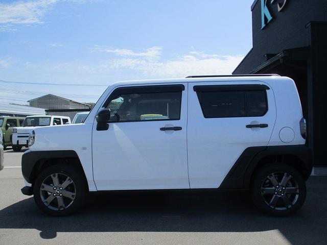 タフト G ダーククロムベンチャー コーナーソナー ESC サイドSRS クルーズコントロール オートマチックハイビーム LEDライト レーンキープアシスト パワーステアリング アイドリングS キーフリー ルーフレール スマートキー(16枚目)