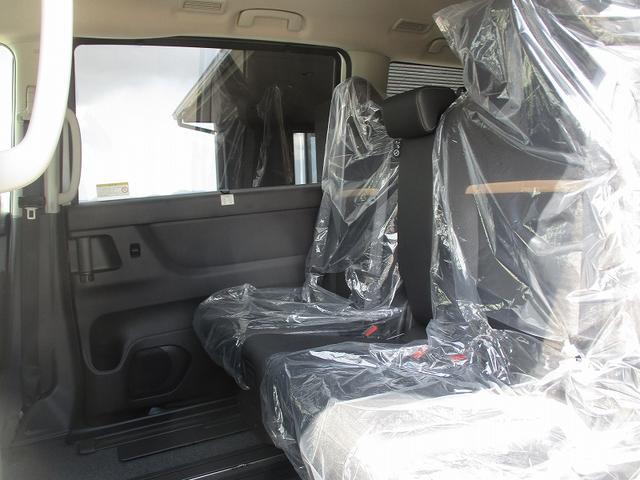 セレナ ハイウェイスターＶ　シートヒータ　横滑り防止　ＬＥＤ　オートライト　インテリキー　４ＷＤ　クリアランスソナー　Ｉストップ　オートマチックハイビーム　衝突回避支援　車線逸脱（24枚目）