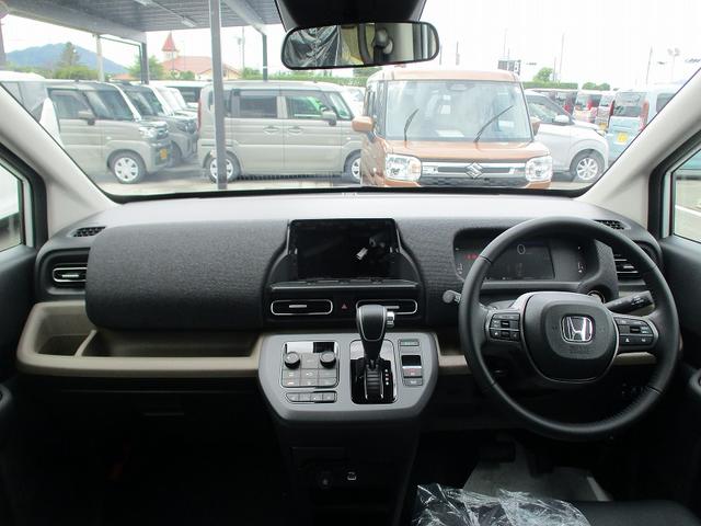 フリード e:HEVエアー EX リアクーラー スマートキー シートヒーター 4WD レーンアシスト VSA クルコン ソナー 衝突被害軽減システム Aライト LEDヘッド(6枚目)