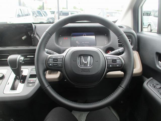 フリード e:HEVエアー EX リアクーラー スマートキー シートヒーター 4WD レーンアシスト VSA クルコン ソナー 衝突被害軽減システム Aライト LEDヘッド(35枚目)