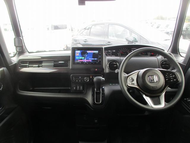 Ｎ－ＢＯＸカスタム Ｇ・Ｌホンダセンシング　オートＬＥＤ　助手席エアバッグ　フルフラット　車線逸脱警報装置　キーレス　シートＨ　アイドリングＳＴ　セキュリティーアラーム　スマ－トキ－　リアカメラ　ＥＴＣ　前車追従機能　サイドエアバッグ　ＶＳＡ（5枚目）