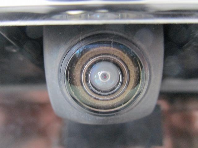 Ｎ－ＢＯＸカスタム Ｇ・Ｌホンダセンシング　オートＬＥＤ　助手席エアバッグ　フルフラット　車線逸脱警報装置　キーレス　シートＨ　アイドリングＳＴ　セキュリティーアラーム　スマ－トキ－　リアカメラ　ＥＴＣ　前車追従機能　サイドエアバッグ　ＶＳＡ（12枚目）