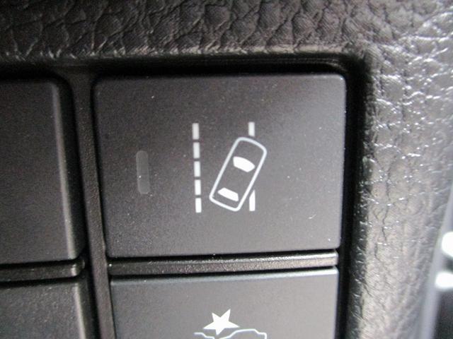 Ｎ－ＢＯＸカスタム Ｇ・Ｌホンダセンシング　オートＬＥＤ　助手席エアバッグ　フルフラット　車線逸脱警報装置　キーレス　シートＨ　アイドリングＳＴ　セキュリティーアラーム　スマ－トキ－　リアカメラ　ＥＴＣ　前車追従機能　サイドエアバッグ　ＶＳＡ（31枚目）