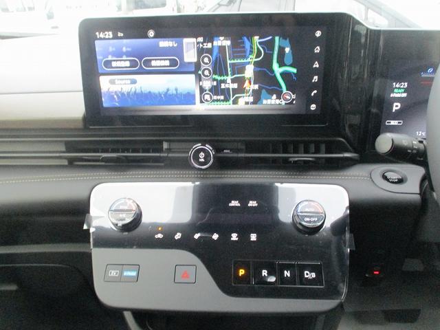 セレナ e-パワー ハイウェイスターV VDC ウォークスルー 自動(被害軽減)ブレーキ フルフラット ダブルエアコン LDP 3列シート LEDランプ オートマチックハイビーム 盗難防止システム スマートキー サイドカーテンエアバック(34枚目)