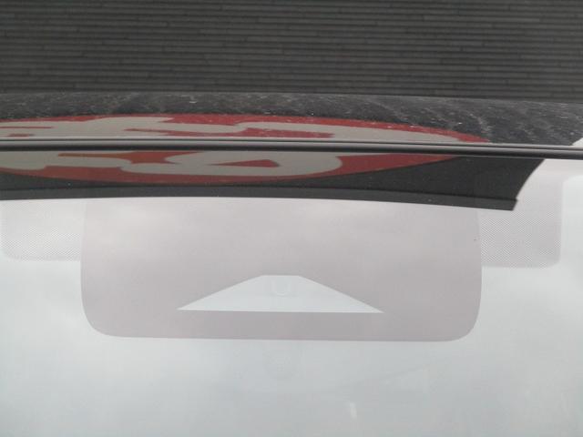 セレナ e-パワー ハイウェイスターV VDC ウォークスルー 自動(被害軽減)ブレーキ フルフラット ダブルエアコン LDP 3列シート LEDランプ オートマチックハイビーム 盗難防止システム スマートキー サイドカーテンエアバック(58枚目)