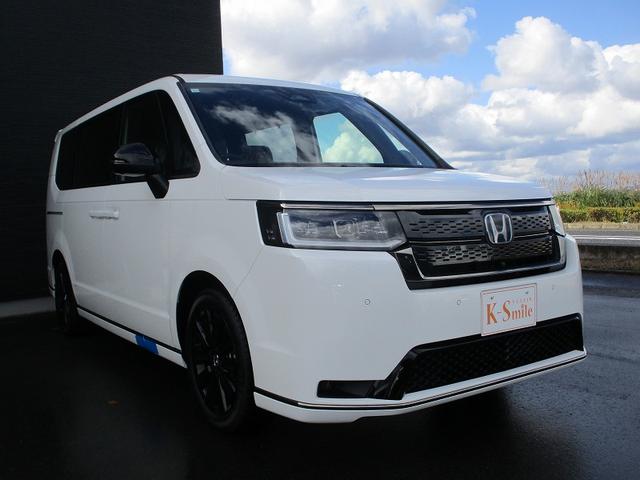 ステップワゴン eHEVスパーダプレミアムラインブラックエディション オットマン パワーテールゲート(8枚目)