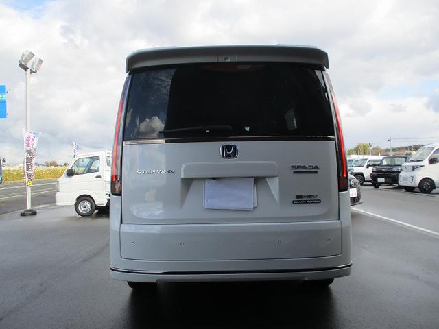ステップワゴン eHEVスパーダプレミアムラインブラックエディション オットマン パワーテールゲート(11枚目)