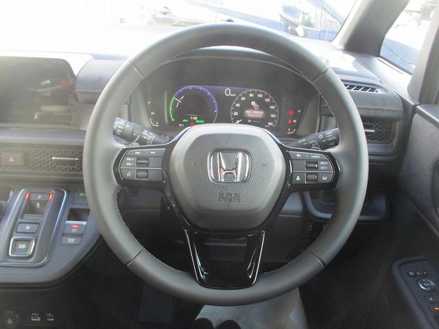 ステップワゴン eHEVスパーダプレミアムラインブラックエディション オットマン パワーテールゲート(39枚目)