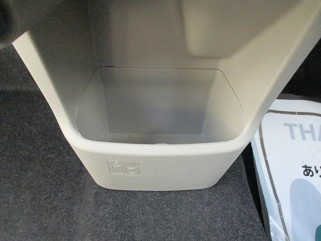 ムーヴ L フルフラットシート 盗難防止装置 Wエアバック アイドリングストップ機能 横滑防止装置 パワーウィンドウ フルタイム4WD エアバッグ エアコン付き キーレス パワステ ABS 衝突安全ボディ(21枚目)