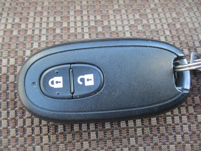 モコ Ｘ　パワーウインド　ＡＴエアコン　安全ボディ　イモビライザー　フロントベンチシート　デュアルエアバッグ　エコモード　スマキー　運転席エアバッグ　キーレスエントリー　パワステ　ＡＢＳ（34枚目）