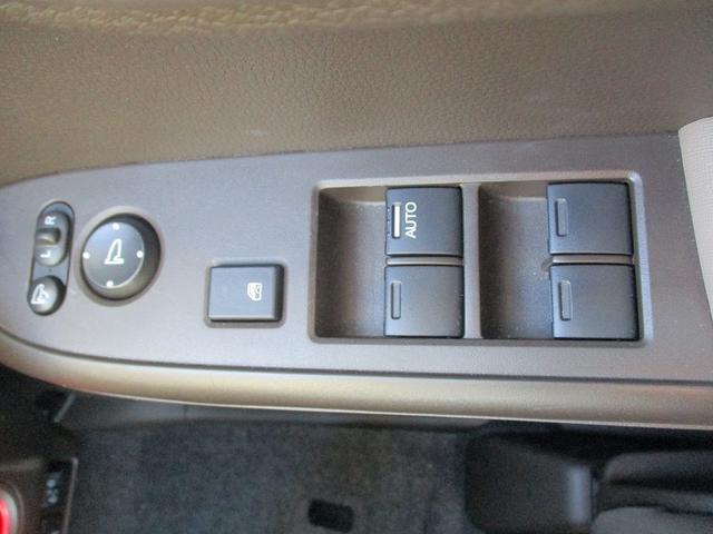 Ｎ－ＷＧＮ Ｌホンダセンシング　ＥＴＣ装備　誤発進抑制　車線逸脱防止　シートヒータ　衝突安全ボディ　オートライト　オートハイビーム　横滑り防止機能　パーキングセンサー　セキュリティアラーム　キーフリー　スマートキー　オートエアコン（40枚目）