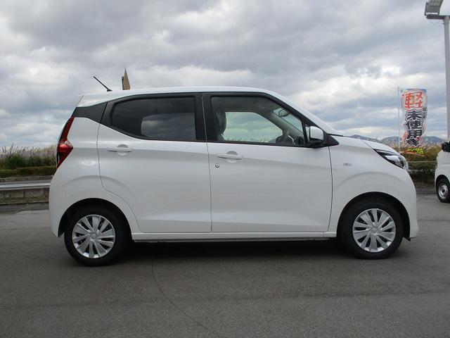 ｅＫワゴン Ｍ　オートハイビーム　踏み間違い防止アシスト　イモビライザー　パワーウィンドウ　Ｐセンサー　マニュアルエアコン　キーレスエントリー　前席シートヒーター　ＡＳＣ　オートライト　エアバック　パワステ　ＡＢＳ（9枚目）
