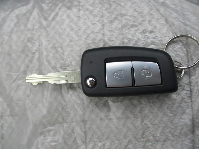 ｅＫワゴン Ｍ　オートハイビーム　踏み間違い防止アシスト　イモビライザー　パワーウィンドウ　Ｐセンサー　マニュアルエアコン　キーレスエントリー　前席シートヒーター　ＡＳＣ　オートライト　エアバック　パワステ　ＡＢＳ（33枚目）