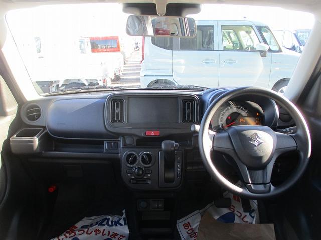 アルト Ｌ　運転席助手席エアバッグ　車線逸脱防止　キーレスリモコン　シートヒータ　Ｐセンサー　盗難警報装置　マニュアルエアコン　パワーステアリング　パワーウインドウ　サイドエアバッグ　オートハイビーム　エアバック（6枚目）