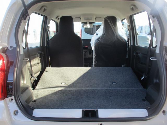 アルト Ｌ　運転席助手席エアバッグ　車線逸脱防止　キーレスリモコン　シートヒータ　Ｐセンサー　盗難警報装置　マニュアルエアコン　パワーステアリング　パワーウインドウ　サイドエアバッグ　オートハイビーム　エアバック（12枚目）