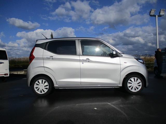 ｅＫワゴン Ｍ　オートハイビーム　踏み間違い防止アシスト　イモビライザー　パワーウィンドウ　Ｐセンサー　マニュアルエアコン　キーレスエントリー　前席シートヒーター　ＡＳＣ　オートライト　エアバック　パワステ　ＡＢＳ（9枚目）