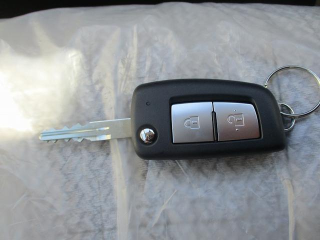 ｅＫワゴン Ｍ　オートハイビーム　踏み間違い防止アシスト　イモビライザー　パワーウィンドウ　Ｐセンサー　マニュアルエアコン　キーレスエントリー　前席シートヒーター　ＡＳＣ　オートライト　エアバック　パワステ　ＡＢＳ（34枚目）