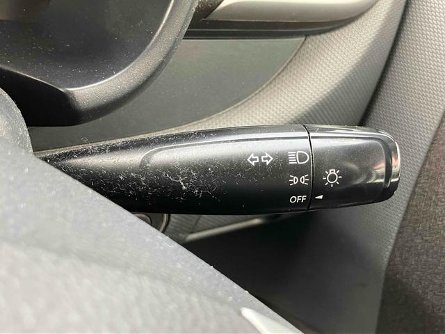 ソリオ Ｘ　バックカメラ　ナビ　ＴＶ　両側スライド・片側電動　スマートキー　電動格納ミラー　ウォークスルー　ＣＶＴ　アルミホイール　ＣＤ　ＵＳＢ　盗難防止システム　衝突安全ボディ　ＡＢＳ　エアコン（48枚目）
