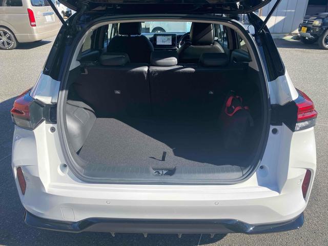 オーラ G レザーエディション 助手席回転シート ワンオーナー 前後ドライブレコーダー 全周囲カメラ ナビTV BOSEサウンド プロパイロット インテリルームミラー クリアランスソナー アルミホイール LED 黒革シート スマートキー シートヒーター 買取直売(20枚目)