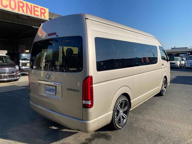 ハイエースワゴン グランドキャビン 10人乗り ワンオーナー 走行1500キロ 4WD アルパイン11型ナビTV 連動ドライブレコーダー ETC Bカメラ 社外アルミ 社外テール 社外サイドオーニング クリアランスソナー 黒シートカバー 左電動スライドドア スマートキー 買取直売(18枚目)