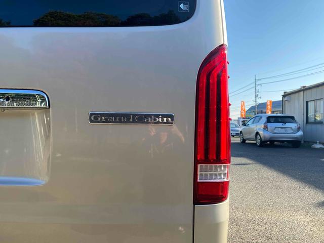 ハイエースワゴン グランドキャビン 10人乗り ワンオーナー 走行1500キロ 4WD アルパイン11型ナビTV 連動ドライブレコーダー ETC Bカメラ 社外アルミ 社外テール 社外サイドオーニング クリアランスソナー 黒シートカバー 左電動スライドドア スマートキー 買取直売(37枚目)