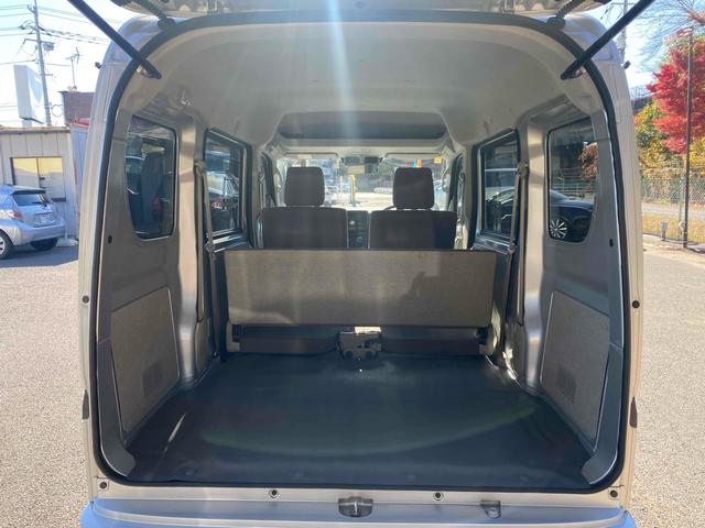 エブリイ PC 5MT ワンオーナー 走行1.5万キロ 5MT 衝突被害軽減システム クリアランスソナー レーンアシスト 両側スライドドア キーレスエントリー 電動格納ミラー オートライト 盗難防止システム ABS ESC GOO鑑定車 買取直売車両(18枚目)