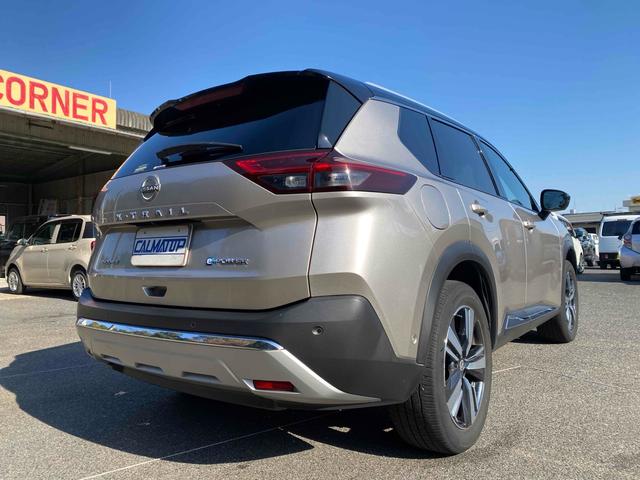 エクストレイル G e-4ORCE eパワー ワンオーナー サンルーフ 4WD インテリルームミラー プロパイロット 全周囲カメラ クリアランスソナー レーンアシスト パワーシート 自動駐車システム サンルーフ ナビTV LED 電動リアゲート 19インチAW 買取直売車(33枚目)