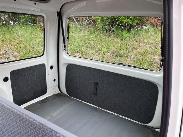 ハイゼットカーゴ 　４ＷＤ　軽バン　ＭＴ　ＥＴＣ　両側スライドドア　エアコン　運転席エアバッグ　助手席エアバッグ　ＣＤ（34枚目）