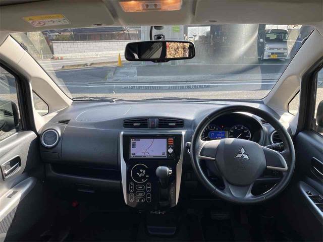 ｅＫカスタム Ｇ　ＥＴＣ　バックカメラ　ナビ　ＨＩＤ　スマートキー　アイドリングストップ　電動格納ミラー　ベンチシート　ＣＶＴ　盗難防止システム　ＡＢＳ　アルミホイール　衝突安全ボディ　エアコン　パワーステアリング（11枚目）