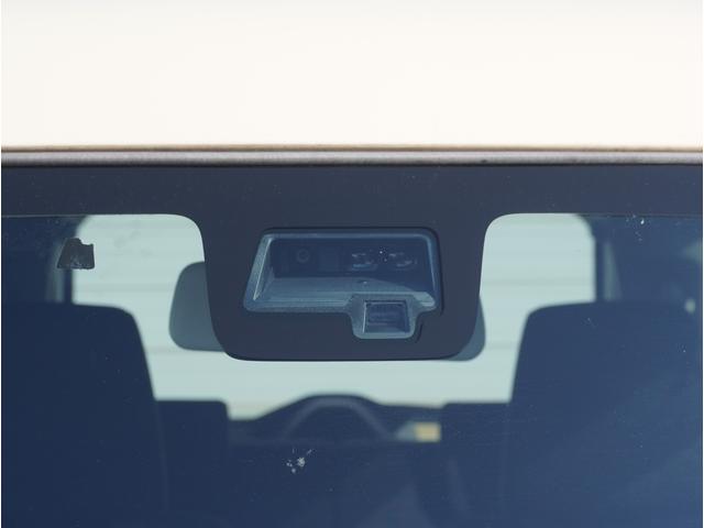 スペーシア ＨＹＢＲＩＤ　Ｇ　ナビ　バックカメラ　リアパーキングセンサー　ナビ　バックカメラ　リアパーキングセンサー　プッシュスタート　スマートキー　Ｂｌｕｅｔｏｏｔｈ　オートライト　両側スライドドア　衝突軽減システム　アイドリングストップ　横滑り防止機能　衝突安全ボディ（3枚目）