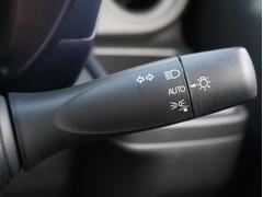 �ڥ����ȥ饤�ȡۼ��Ϥ����뤵�˱����Ƽ�ư�ǥإåɥ饤�Ȥ��������������Ǥ��뵡ǽ�Ǥ����饤�Ȥ��դ�˺�졦�ä�˺��ʤɤ�̵���ʤꡢ��������ͼ�������Ԥ�¿����ȥ�ͥ��̲���������Ǥ��� 6