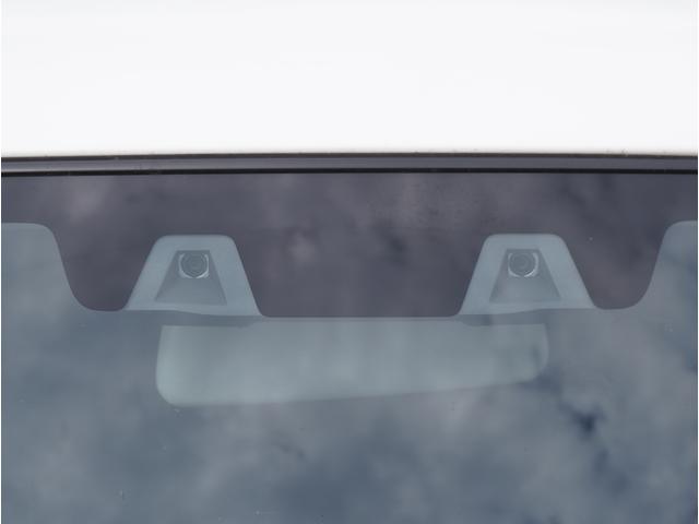 アルト HYBRID X 全方位カメラ ディスプレイオーディオ 全方位カメラ ディスプレイオーディオ リアパーキングセンサー シートヒーター プッシュスタート スマートキー LEDヘッドライト オートライト ドアバイザー 衝突被害軽減システム アイドリングストップ(3枚目)