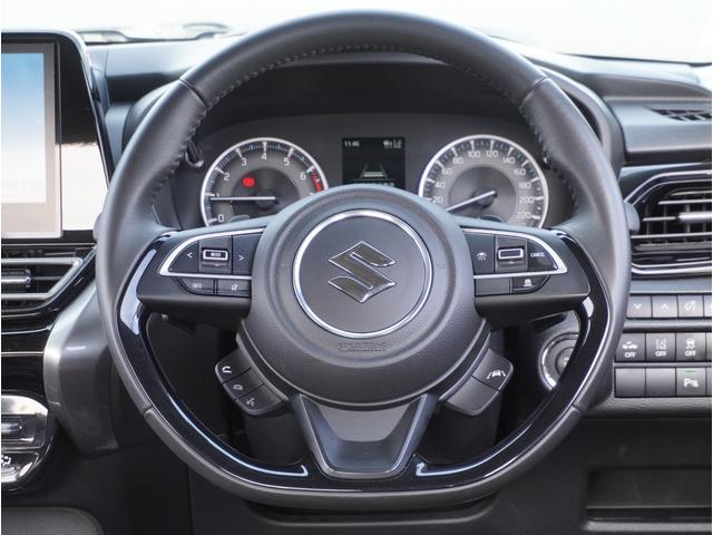 フロンクス ４ＷＤ　全方位カメラ　ナビ　パーキングセンサー　スマートキー　４ＷＤ　全方位カメラ　ナビ　パーキングセンサー　パドルシフト　アダプティブクルーズコントロール　レーンアシスト　シートヒーター　電動パーキングブレーキ　ワイヤレス充電　プッシュスタート　スマートキー（13枚目）