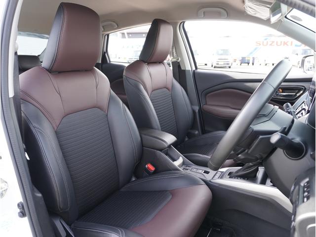 フロンクス ４ＷＤ　全方位カメラ　ナビ　パーキングセンサー　スマートキー　４ＷＤ　全方位カメラ　ナビ　パーキングセンサー　パドルシフト　アダプティブクルーズコントロール　レーンアシスト　シートヒーター　電動パーキングブレーキ　ワイヤレス充電　プッシュスタート　スマートキー（17枚目）