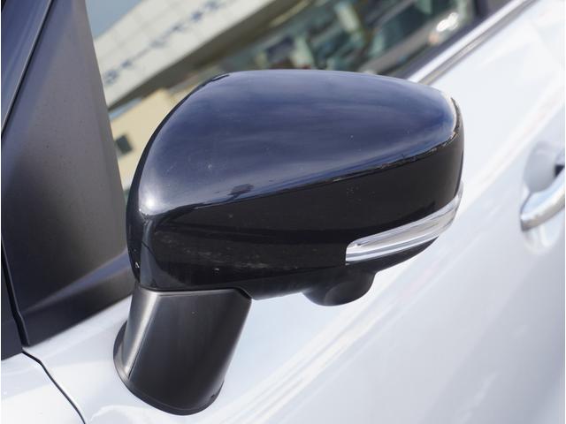 フロンクス ４ＷＤ　全方位カメラ　ナビ　パーキングセンサー　スマートキー　４ＷＤ　全方位カメラ　ナビ　パーキングセンサー　パドルシフト　アダプティブクルーズコントロール　レーンアシスト　シートヒーター　電動パーキングブレーキ　ワイヤレス充電　プッシュスタート　スマートキー（25枚目）