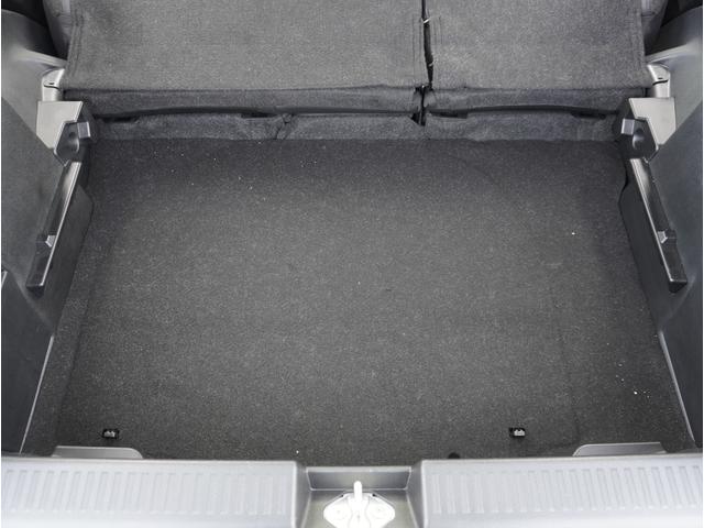 フロンクス ４ＷＤ　全方位カメラ　ナビ　パーキングセンサー　スマートキー　４ＷＤ　全方位カメラ　ナビ　パーキングセンサー　パドルシフト　アダプティブクルーズコントロール　レーンアシスト　シートヒーター　電動パーキングブレーキ　ワイヤレス充電　プッシュスタート　スマートキー（42枚目）