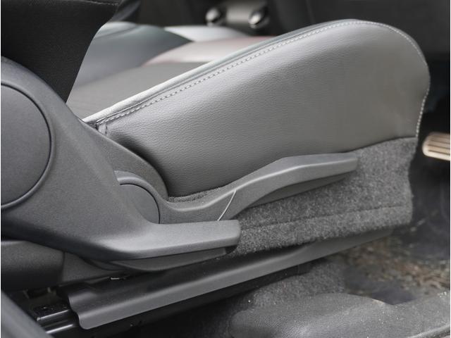 フロンクス ４ＷＤ　全方位カメラ　ナビ　パーキングセンサー　スマートキー　４ＷＤ　全方位カメラ　ナビ　パーキングセンサー　パドルシフト　アダプティブクルーズコントロール　レーンアシスト　シートヒーター　電動パーキングブレーキ　ワイヤレス充電　プッシュスタート　スマートキー（68枚目）