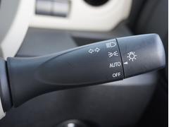 �ڥ����ȥ饤�ȡۼ��Ϥ����뤵�˱����Ƽ�ư�ǥإåɥ饤�Ȥ��������������Ǥ��뵡ǽ�Ǥ����饤�Ȥ��դ�˺�졦�ä�˺��ʤɤ�̵���ʤꡢ��������ͼ�������Ԥ�¿����ȥ�ͥ��̲���������Ǥ��� 6