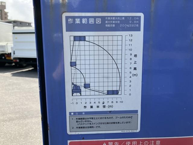 エルフトラック １２ｍ・高所作業車・６ＭＴ・ＴＡＤＡＮＯ製・ＡＴ－１２１　上物同年式・ライトレベライザー・アイドルアップ・左電格ミラー・坂道発進補助装置・ドアバイザー（26枚目）