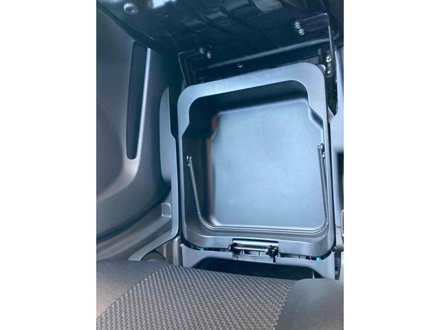 ワゴンRスティングレー リミテッドII ETC オートライト HID スマートキー 電動格納ミラー ベンチシート CVT 盗難防止システム ABS CD アルミホイール 衝突安全ボディ エアコン パワーステアリング パワーウィンドウ(27枚目)