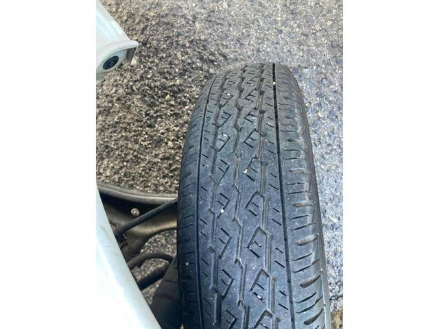 キャリイトラック KC 4WD 三方開 MT エアコン パワーステアリング 運転席エアバッグ(31枚目)