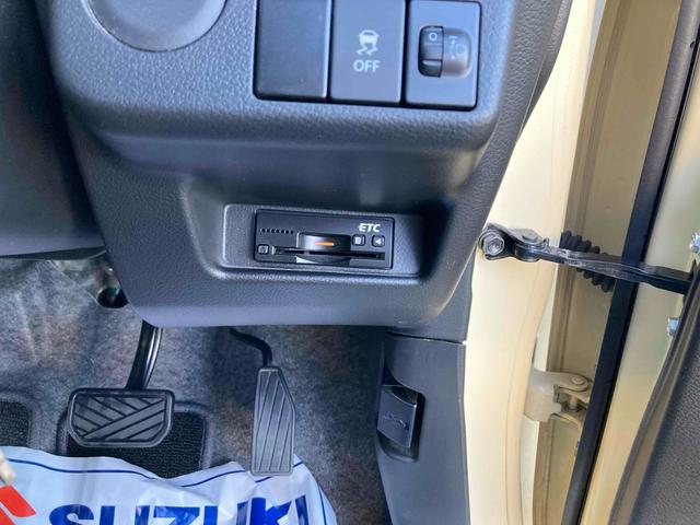 アルト Ｓ　ＥＴＣ　衝突被害軽減システム　キーレスエントリー　アイドリングストップ　電動格納ミラー　シートヒーター　ＣＶＴ　盗難防止システム　ＡＢＳ　ＥＳＣ　ＣＤ　ミュージックプレイヤー接続可　衝突安全ボディ（14枚目）