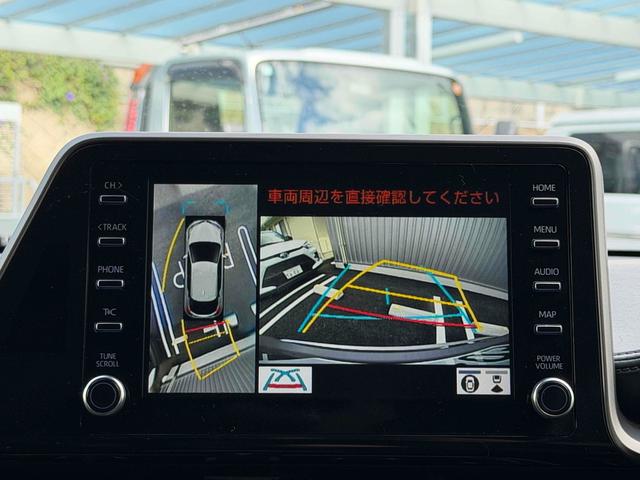 【全周囲カメラ】真上から車を見たようにモニターで確認ができる。是非実際の車で体感してみてください。